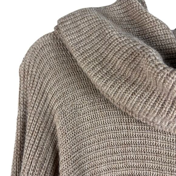 Vince Alpaca Wool Turtleneck Sweater Quiet Luxury Preppy Minimalist Camel Large - Picture 6 of 10